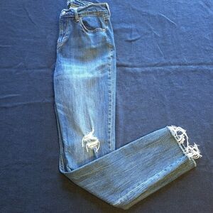 Old Navy Women's Boyfriend Straight Leg Distressed Jeans Size 4